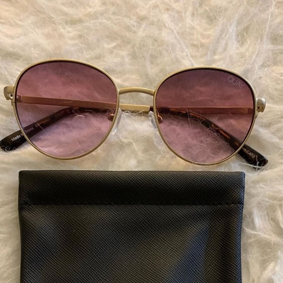 Quay Australia Accessories - Quay Australia -Crazy Love Sunglasses